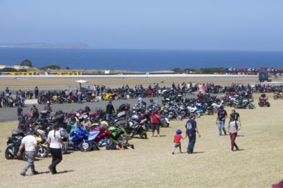 2014_world_superbike_championships_round_1_phillip_island-981